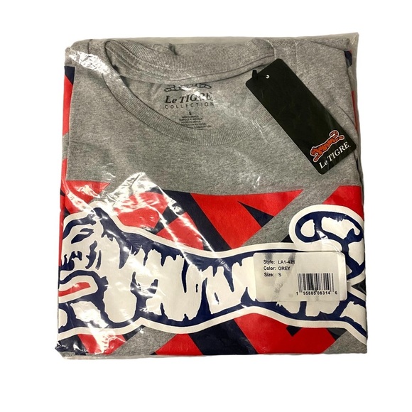 Le Tigre Shirt Patriot Gray Crewneck T-Shirt Graphic Tee Y2K Mens Sz Small NEW - Picture 5 of 7